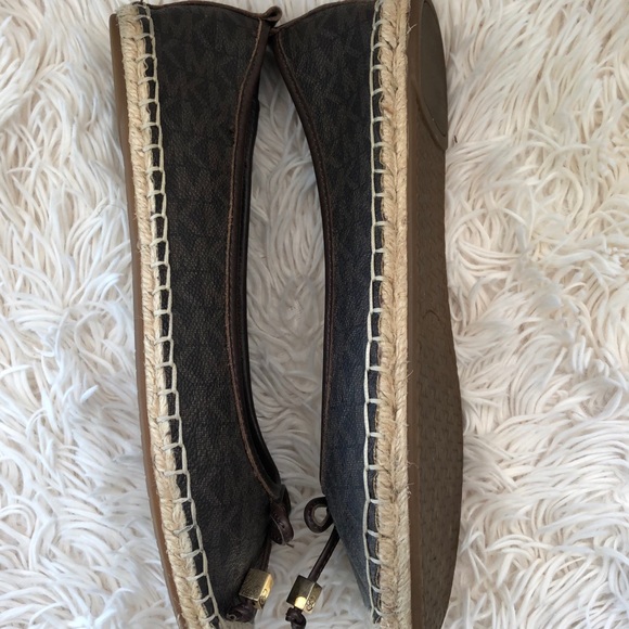 Michael Kors slip on ballet flats - Picture 4 of 5